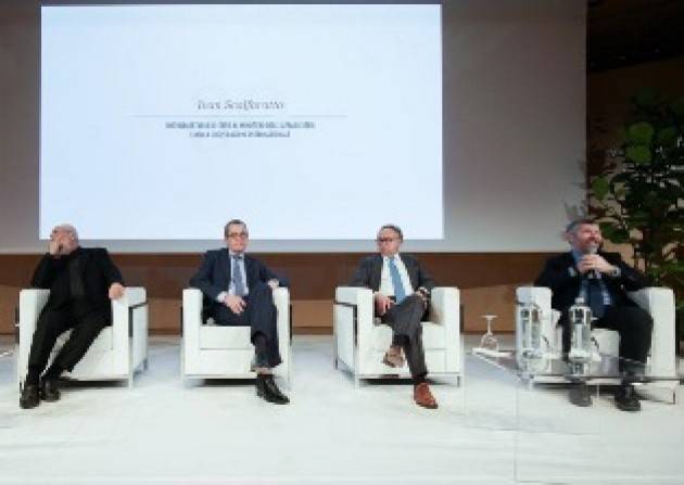 IL SOTTOSEGRETARIO SCALFAROTTO ALL’INAUGURAZIONE DI MILANO UNICA