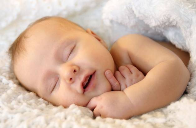 Coronavirus: contagiato bimbo nato da 30 ore