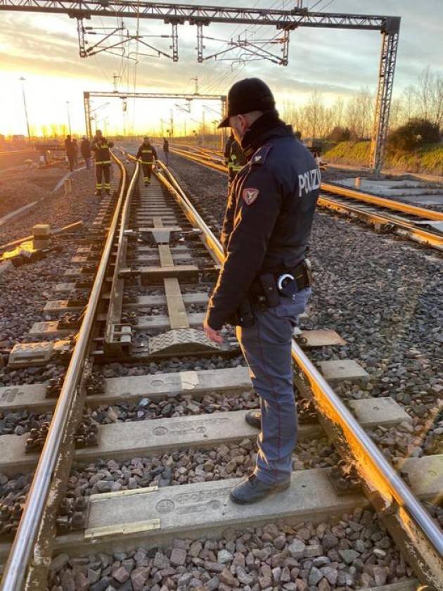 Frecciarossa deraglia a Lodi, due morti e 31 feriti. ''Poteva essere una carneficina''