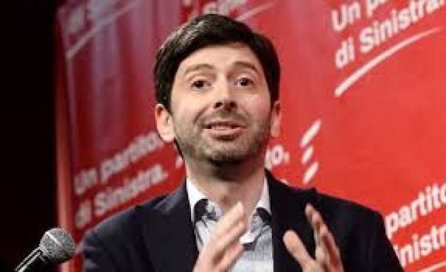 Coronavirus, Speranza: Non bisogna avere paura. L'Italia un grande Paese e gli allarmismi sono sbagliati