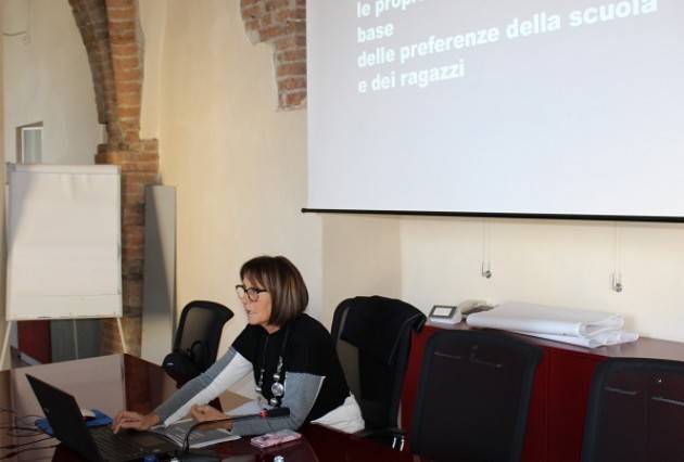 Presentata questa mattina la nuova proposta orientativa dell'Informagiovani del Comune di Cremona