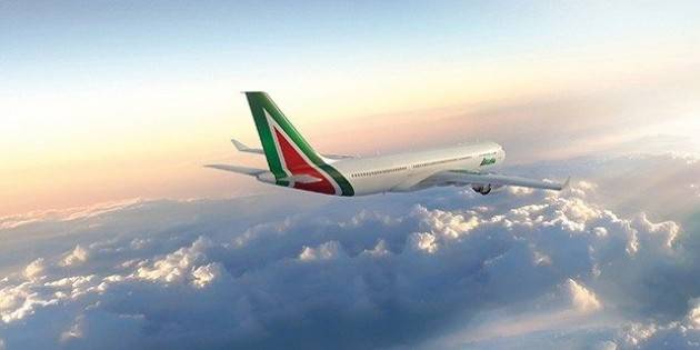 Volo Alitalia Roma-New York costretto a fare tappa a Londra a causa di un passeggero 