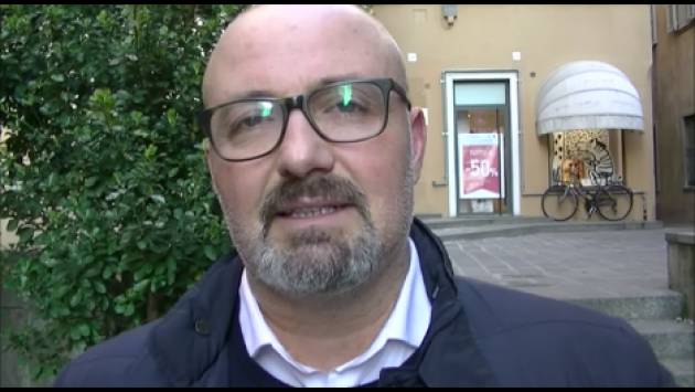 Agostino Boschiroli (Confesercenti ) Stiamo raccogliendo firme per salvaguardare  il commercio di vicinato a Cremona (Video G.Carlo Storti)
