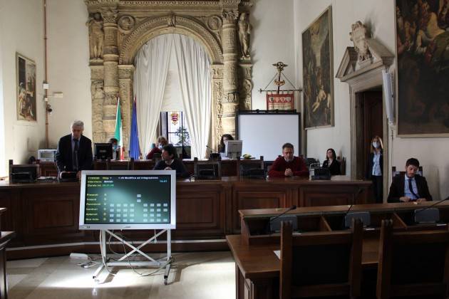 Cremona Resoconto sintetico del Consiglio Comunale dell’11 marzo 2020 a porte chiuse per effetto coronavirus