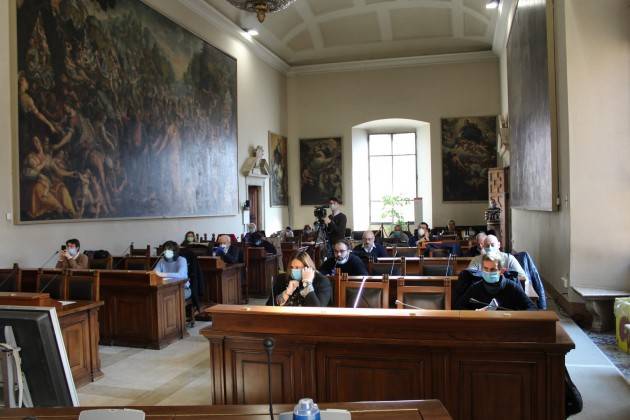Cremona Resoconto sintetico del Consiglio Comunale dell’11 marzo 2020 a porte chiuse per effetto coronavirus