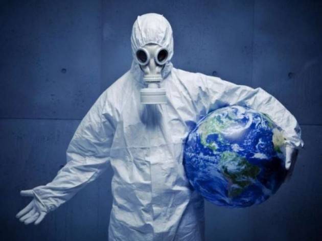 Oms: È una pandemia. Pechino prepara la Fiera di Canton