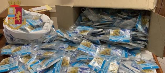Sequestrato carico di false mascherine anti Coronavirus