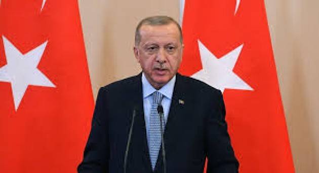 Da Erdogan una nave di aiuti verso l’Italia