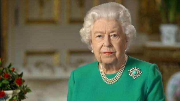 La Regina Elisabetta: ''Se resteremo uniti vinceremo noi''