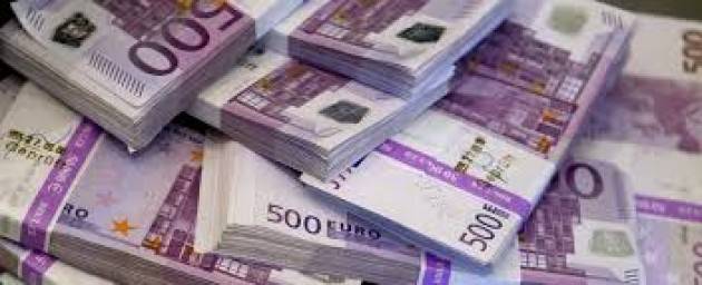 COMMISSIONE E FONDO EUROPEO PER GLI INVESTIMENTI SBLOCCANO 8 MILIARDI DI FINANZIAMENTI PER 100.000 PICCOLE E MEDIE IMPRESE