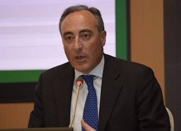 ''In Lombardia un fungo atomico''