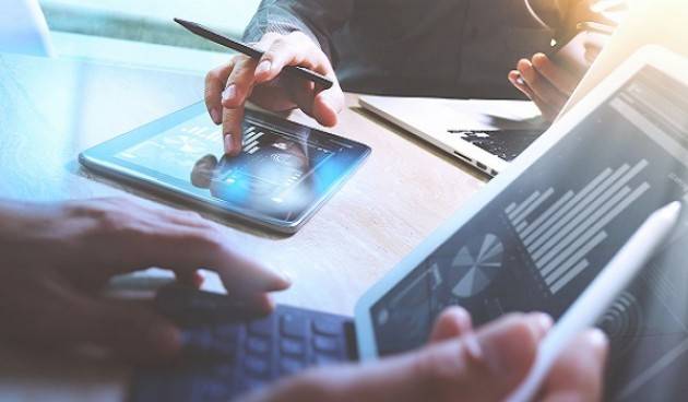 Coronavirus, Open Fiber dona tablet alle case di riposo di Bergamo e provincia