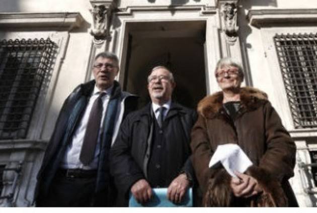 L'appello Lavoro, usiamo la crisi per cambiare di Maurizio Landini, Annamaria Furlan, Carmelo Barbagallo
