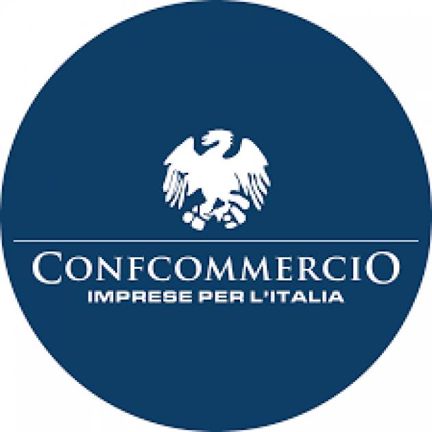 Confcommercio: calo consumi del 10,4% nel primo trimestre
