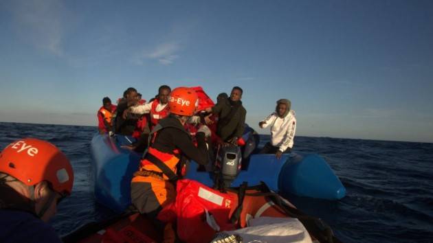 Pianeta migranti Cremona . Stessa sorte per i malati di coronavirus e per i naufraghi.