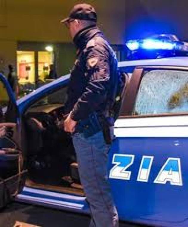 Tre poliziotti in ospedale per Covid-19