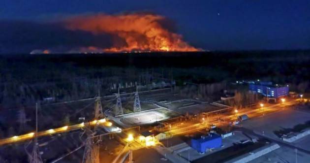 Si riaccendono gli incendi intorno a Chernobyl