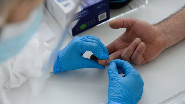 Dal 23 aprile in Lombardia i test sierologici