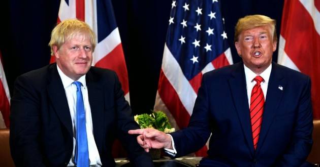 Johnson si prepara a rientro, chiamata con Trump