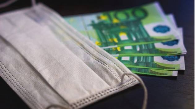 Appello dei farmacisti per un accordo sul prezzo delle mascherine