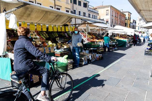 Dal 29 aprile pronti ad aprire i mercati scoperti