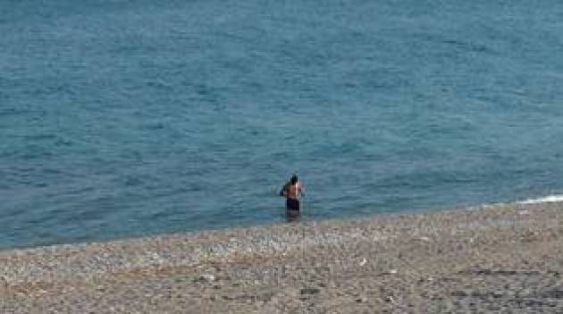 Chi abita al mare può andarci e fare il bagno
