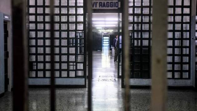 Nelle carceri di Milano 21 detenuti positivi al Covid, altri 122 in isolamento