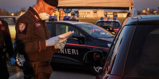 A Milano e provincia 244 sanzioni e due denunce