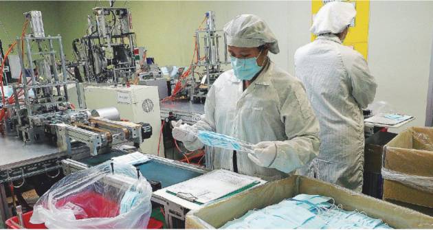 Rapporto 007: ''Cina nascose dati, medici spariti''