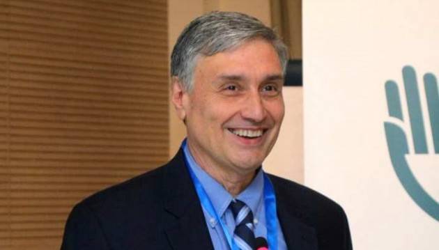 Il virologo Silvestri: ''Nella Fase 2 servono monitoraggio, flessibilità e coordinazione. Il caldo potrebbe aiutare''