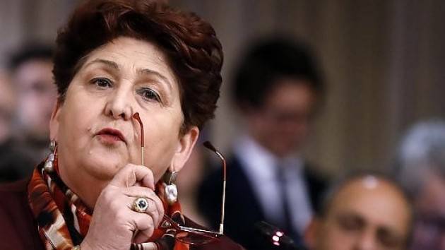 Bellanova: ''Lavoratori stranieri vanno regolarizzati, non sono qui per fare tappezzeria''