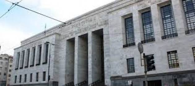 Tribunale minori Milano, fino al 31 luglio udienze urgenti