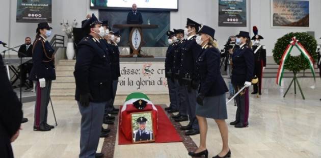 L'addio a Pasquale Apicella -VIDEO