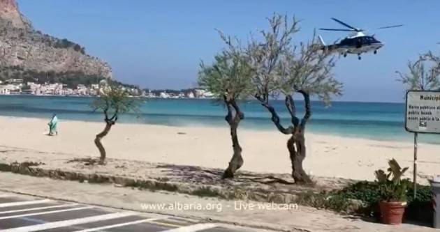 Spiagge, un metro quadro a bagnante