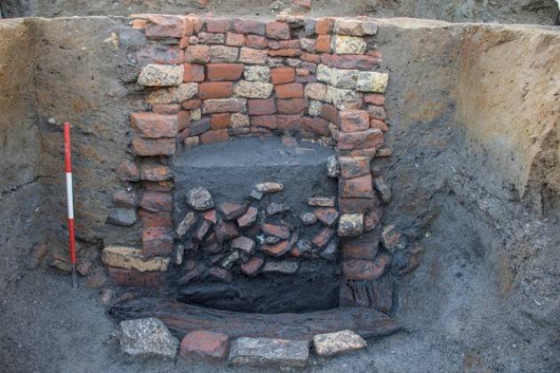 Cremona Padania Acque : rinvenuto pozzo romano durante scavi  realizzazione collettamento fognario di Fiesco