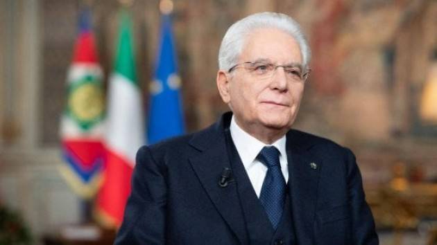 Mattarella: ''Quotidiani parte vitale del nostro tessuto democratico''