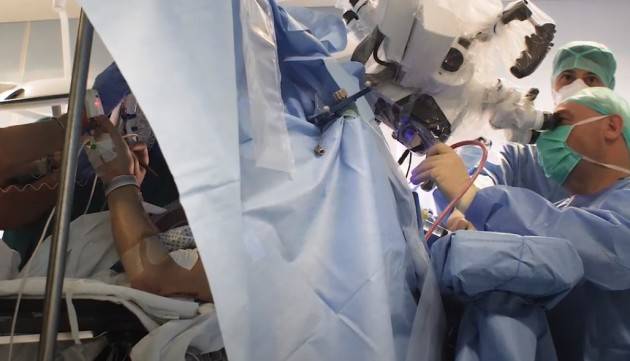 ASST Ospedale di Cremona DOPO L’EMERGENZA COVID, LUNEDI’ SCORSO IL PRIMO INTERVENTO DI CHIRURGIA DA SVEGLIO (Video)