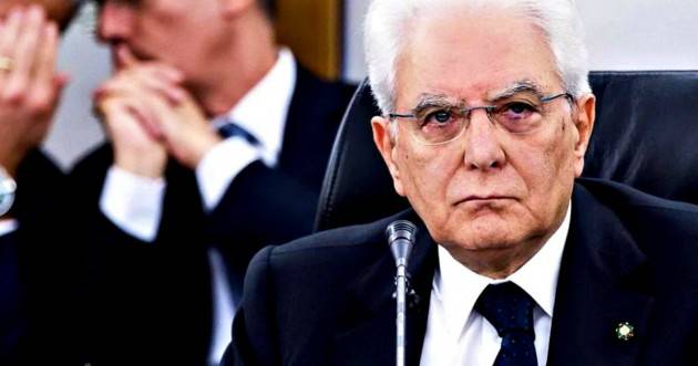 Mattarella su mondo giudiziario e politica: ''Grave sconcerto. Inammissibile commistione fra politici e magistrati''