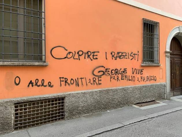 Danneggiata la sede della Lega Lombarda di Cremona