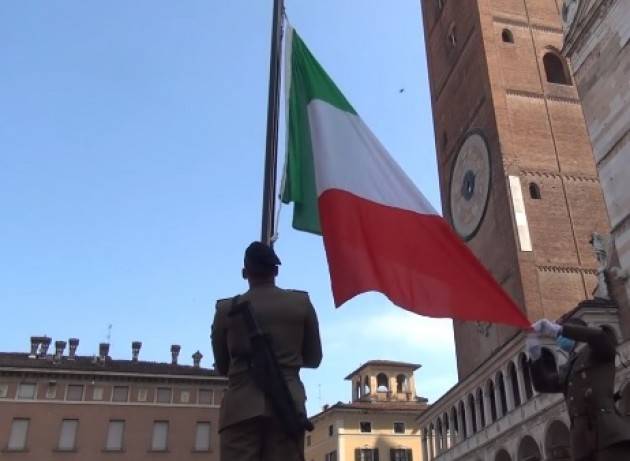 Cremona #Durante Covid-19 Festa Repubblica 2 giugno 2020 Breve cerimonia con alza bandiera