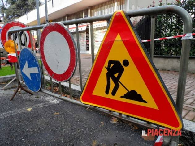Cremona LAVORI STRADALI  RETE  TELERISCALDAMENTO DAL 22 GIUGNO Via Massarotti
