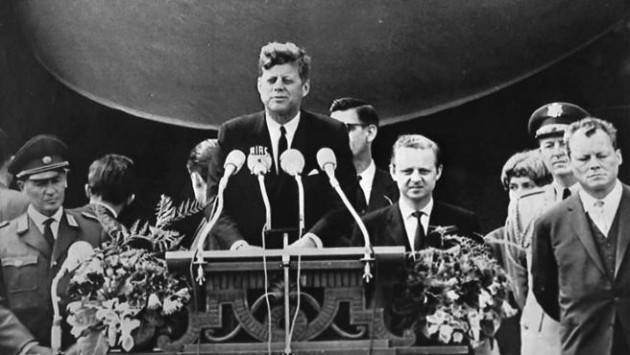 CNDDU 'Ich bin ein Berliner' 26 /06/1963  La frase famosa di J.F. Kennedy