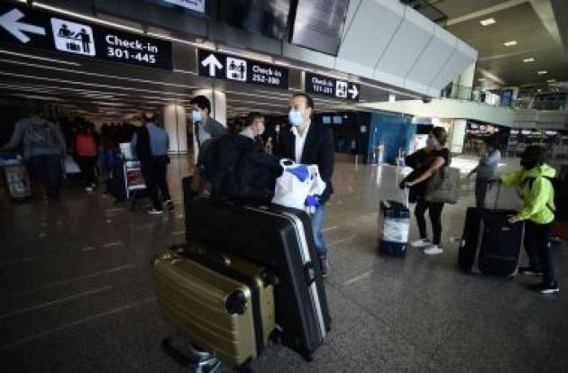 Roma, positivo con sintomi fermato a Termini: in viaggio nonostante l'isolamento fiduciario