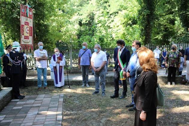 Cremona, commemorate questa mattina le vittime del bombardamento del 1944