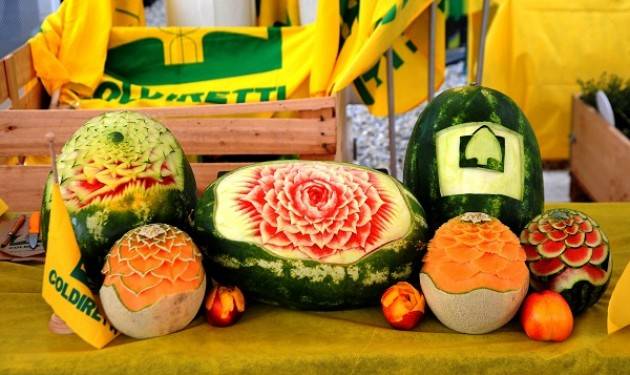 Coldiretti L’anguria regina del mercato di Campagna Amica Domani a Crema