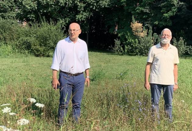 Prosegue la valorizzazione del “Giardino delle farfalle”, spazio verde in via Portinari del Po