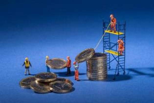 VIA LIBERA DELLA COMMISSIONE A TRE REGIMI DI AIUTI DI STATO ITALIANI