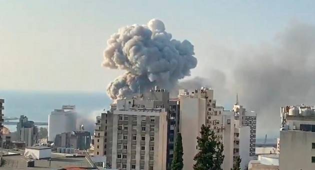 Beirut, ex agente Cia: ''Non solo nitrato di ammonio, c'era esplosivo militare