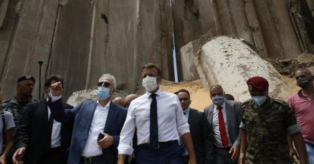 Beirut, Macron: ''Agire in fretta e con efficacia per il Libano''