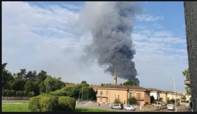 Arvedi Cremona Incendio torre/5 Dimostra  ancora una volta elevato rischio  impianto | Stati generali Ambiente e Salute